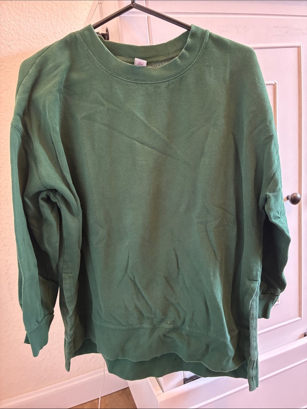 Classic Old Navy Crewneck Sweatshirt in Forest Green